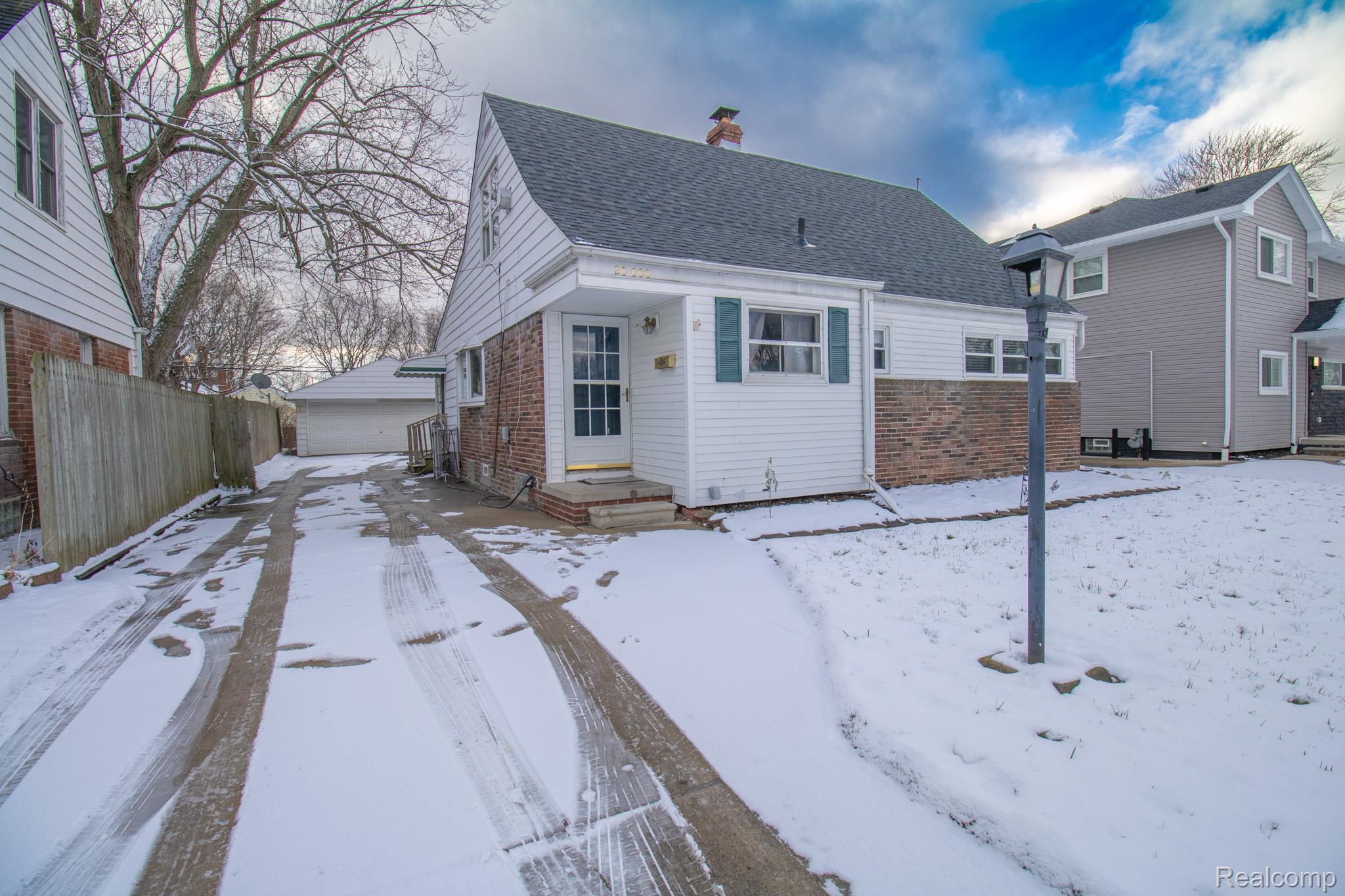 20000 Lancaster Street