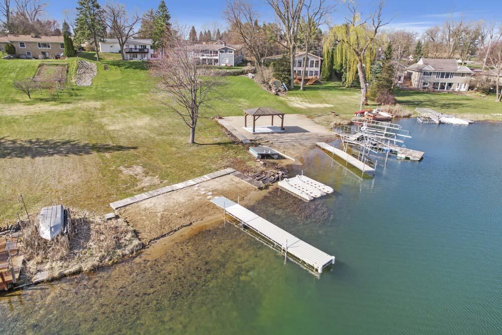 16275 Hi Land Trail