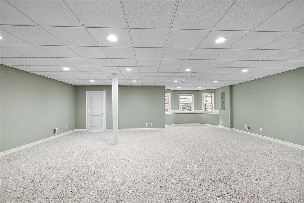 listing image 65