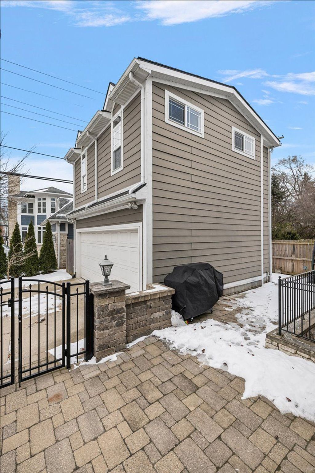 listing image 78