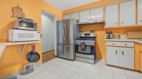 Tiny photo for 626 Fairway Drive, Royal Oak City, MI 48073 (MLS # 20261083134)