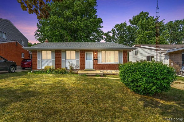909 LOCHHEAD AVE, FLINT, MI 48507 - Image 14980f4eb8b0a6c29ecb29208e899ca0/3226874122