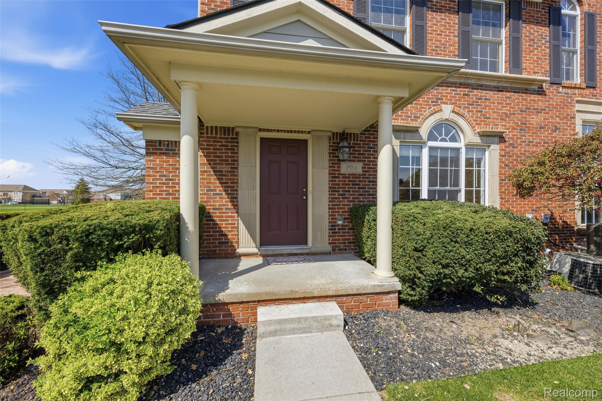 1524 Peninsula Court