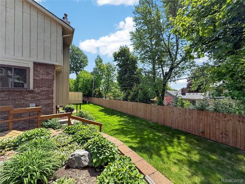 Tiny photo for 2853 Trailwood Drive, Rochester Hills City, MI 48309 (MLS # 20261035642)