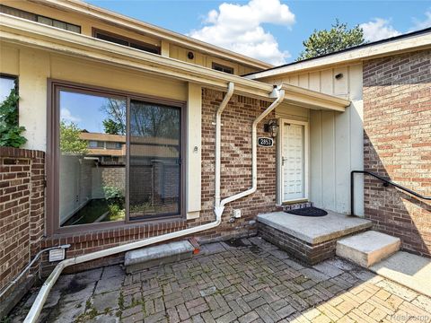 Tiny photo for 2853 Trailwood Drive, Rochester Hills City, MI 48309 (MLS # 20261035642)