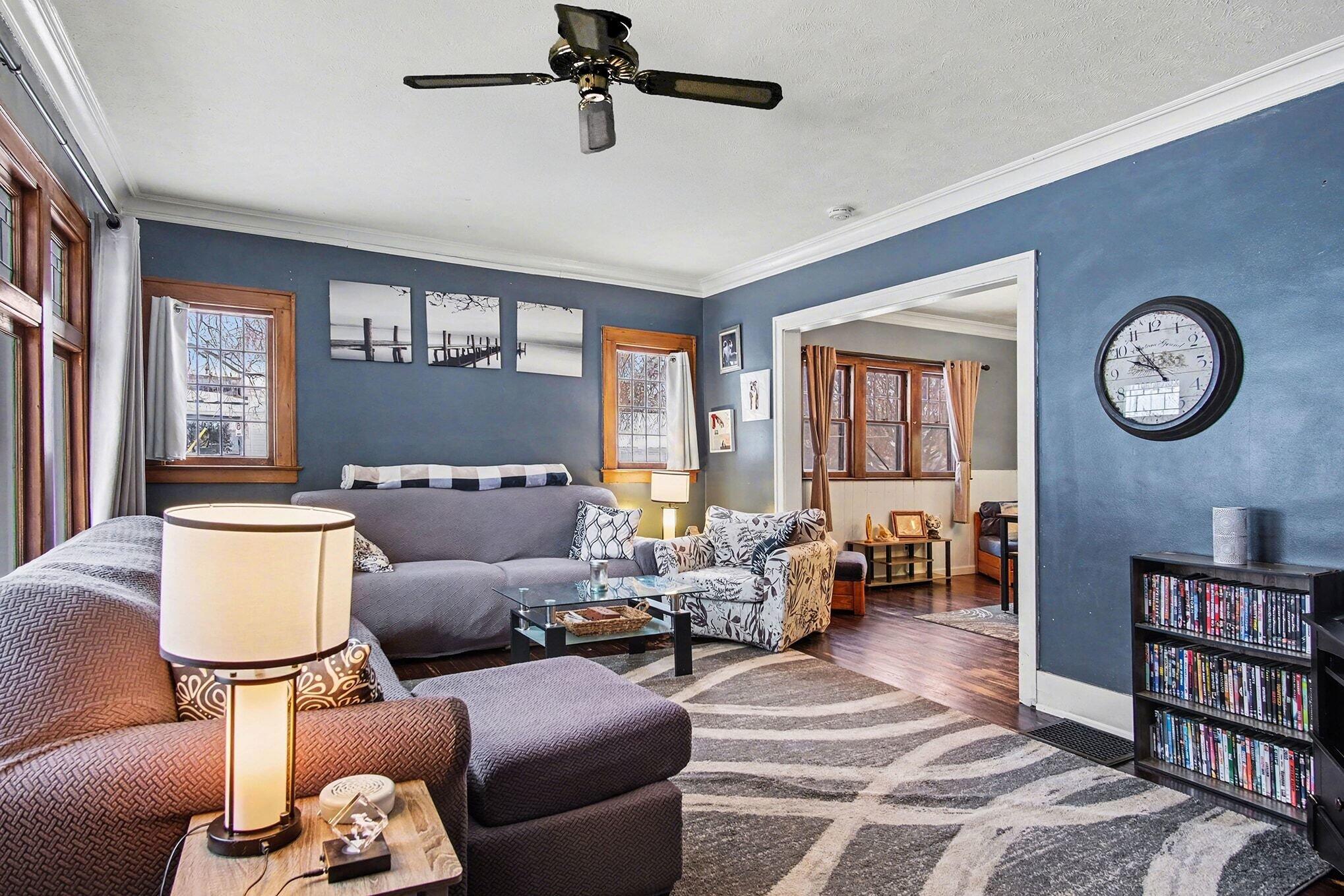 923 Myrtle Street NW