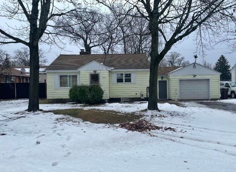818 Clark Street Muskegon Charter Township MI 49442