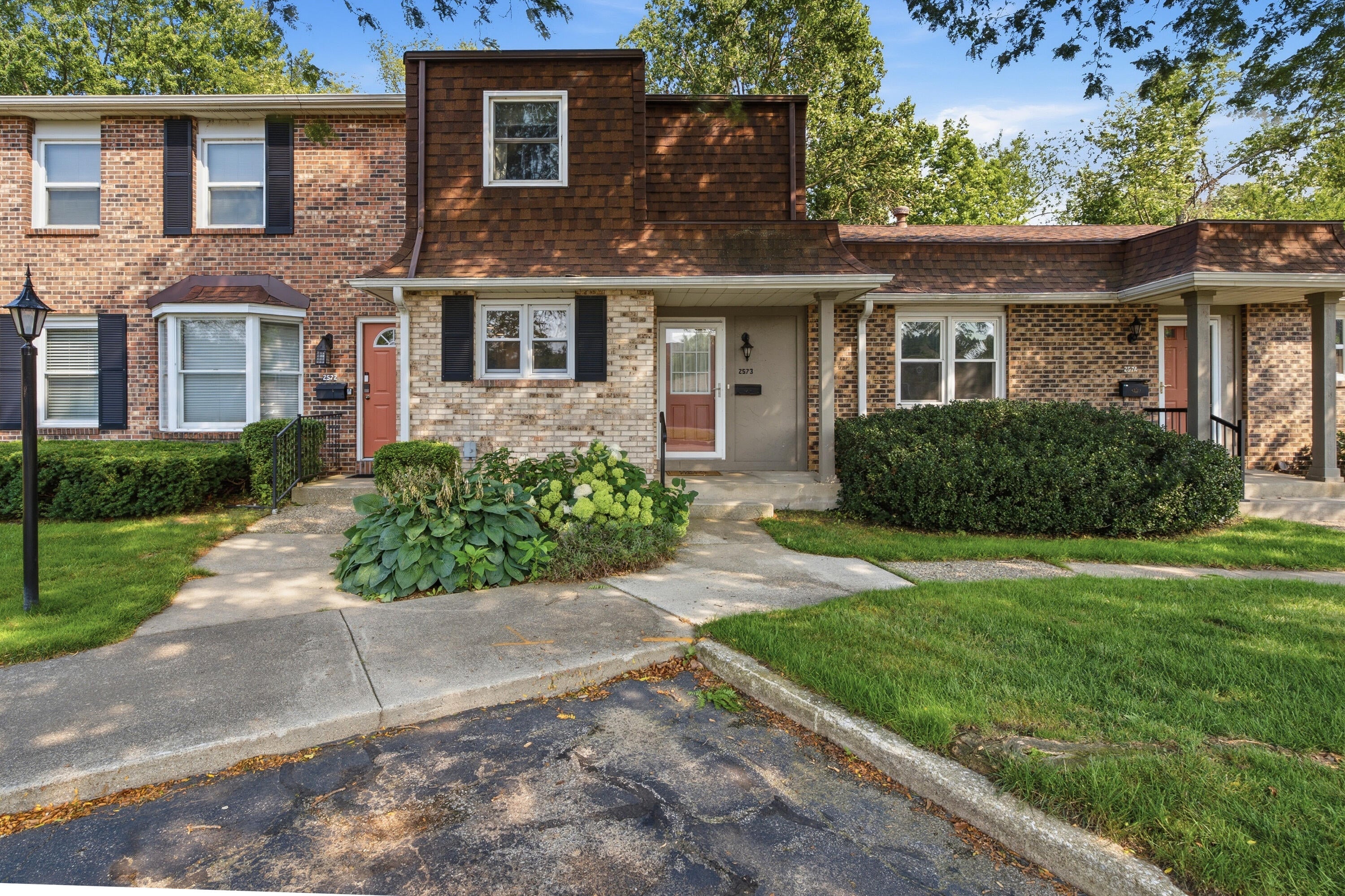 2573 Bristol Terrace