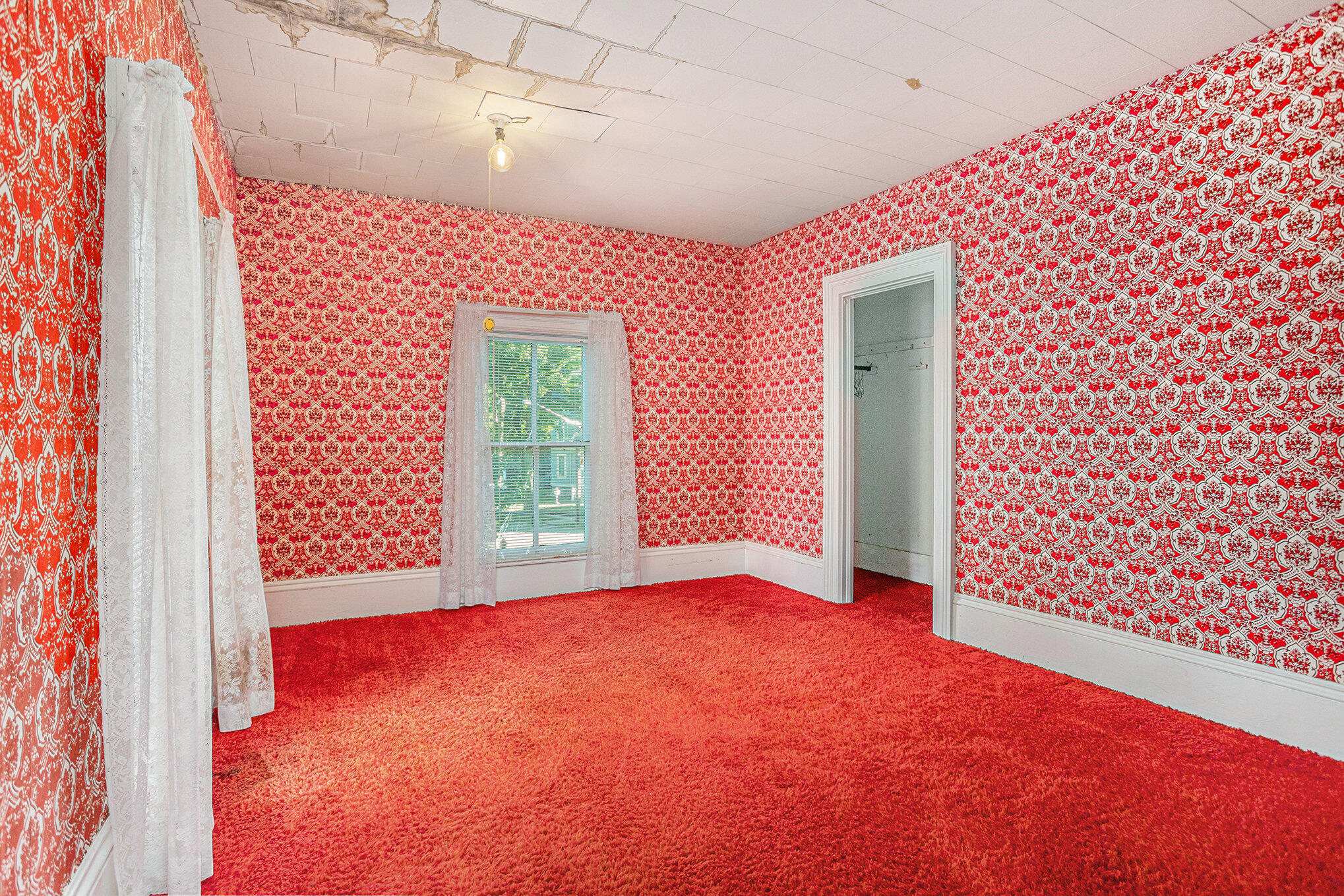 Union City Village, Michigan 49094, United States, 5 Bedrooms Bedrooms, ,2 BathroomsBathrooms,Residential,Active,205962