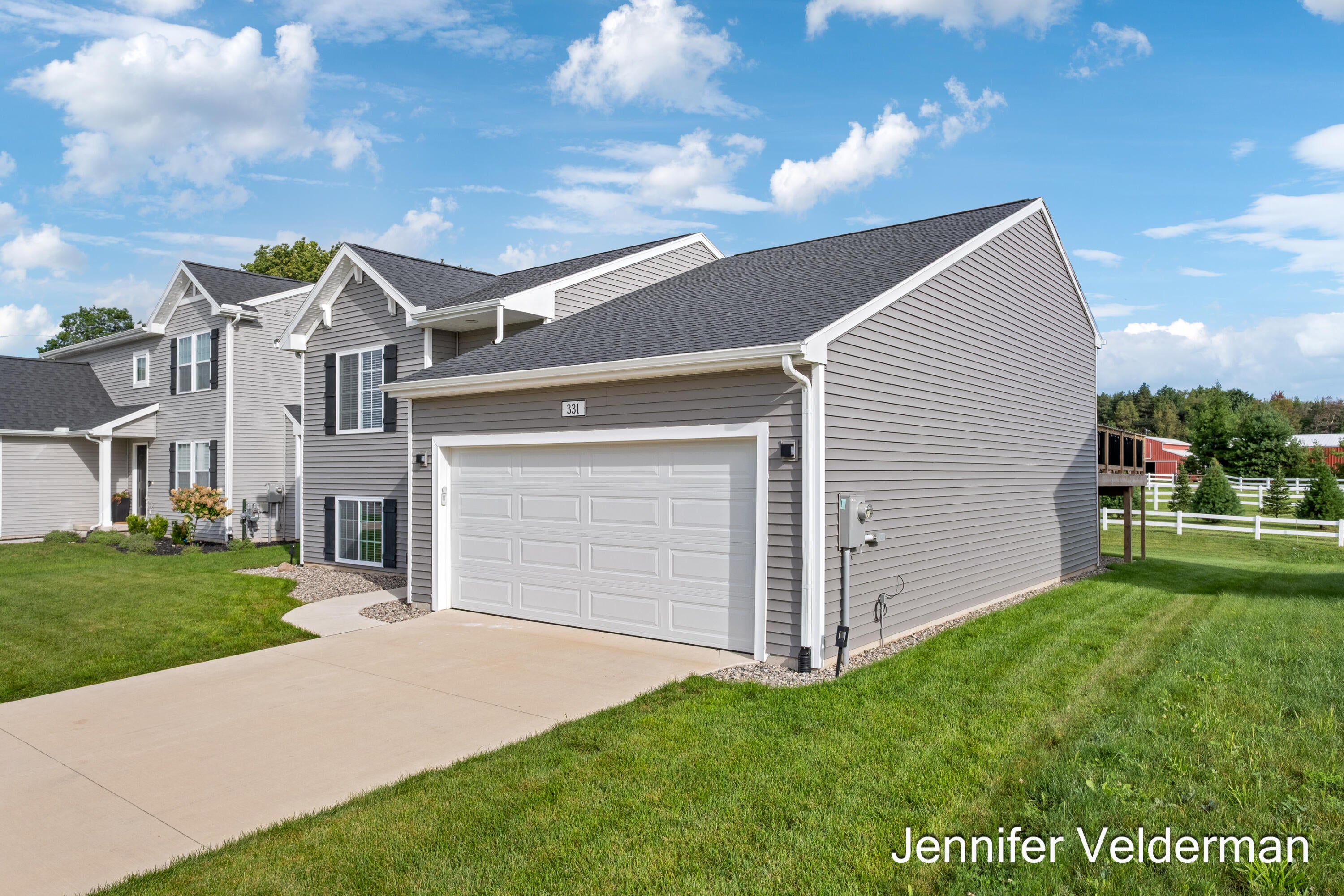 331 N Tannenbaum Trail