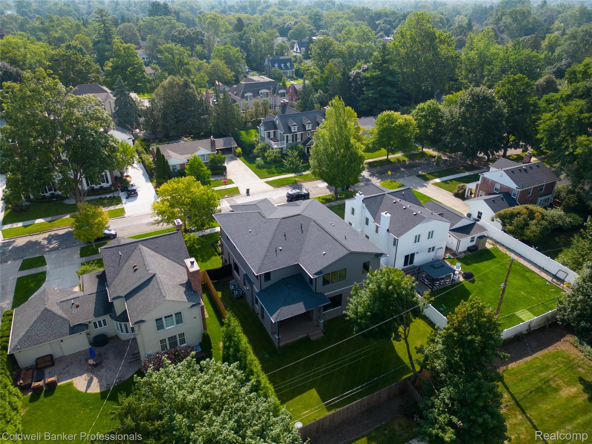 394 S Glenhurst Drive