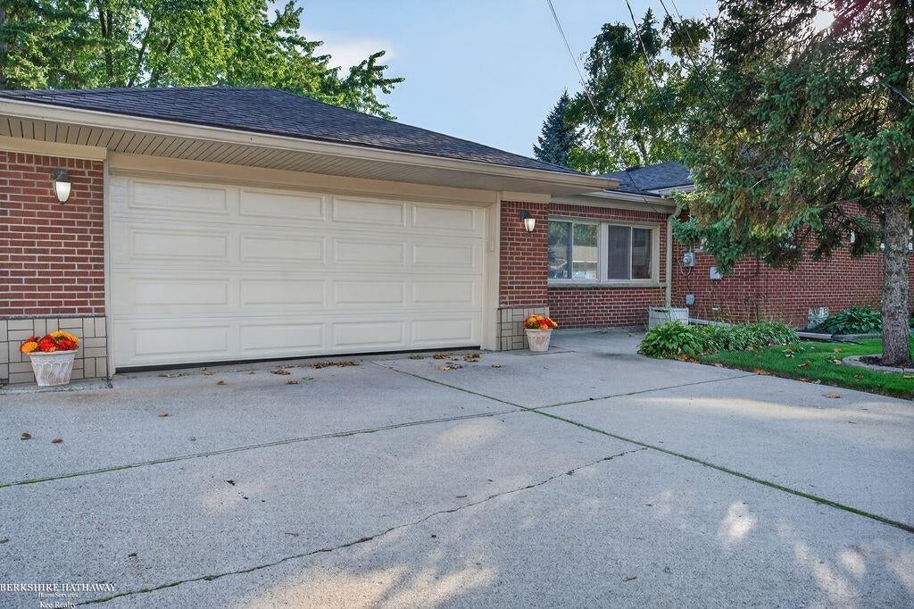 5696 Hartlein Drive