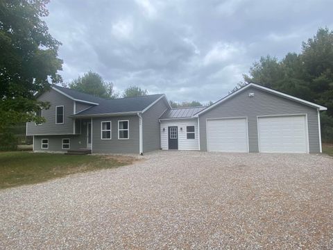 Photo of 11944 Diamond Park Road, Green Lake Township, MI 49643 (MLS # 78080062757)