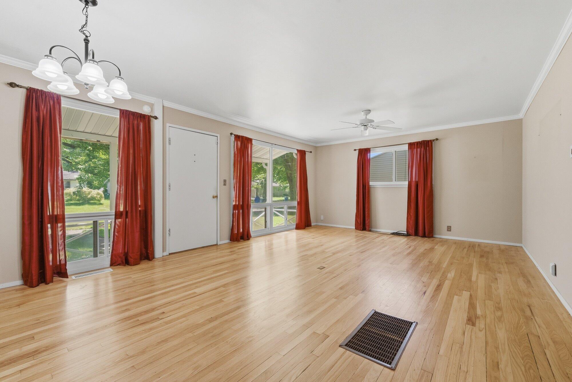 1343 Calhoun Street