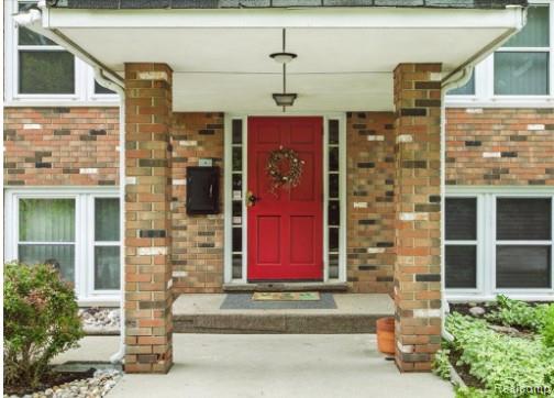 810 Holland Avenue 2