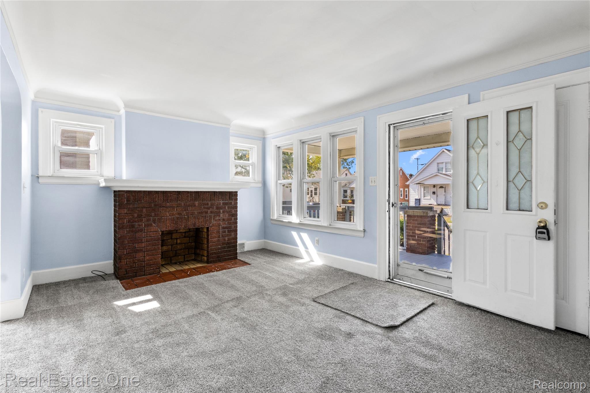 5444 Kenilworth Street