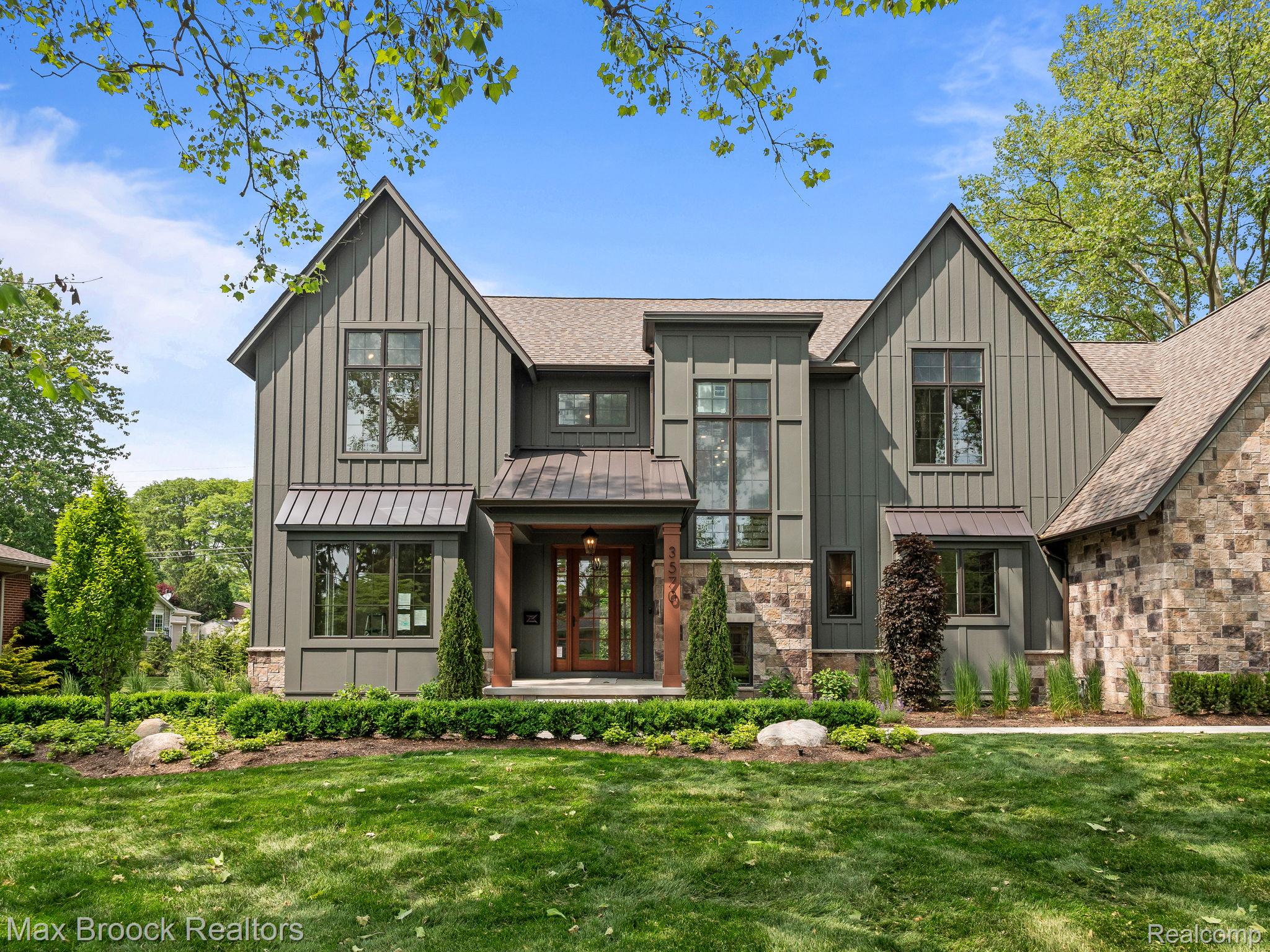 3570 BERKSHIRE Drive