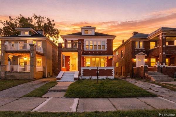 2015 GLADSTONE ST, DETROIT, MI 48206 - Image 14f0926e68c7b5c838ab337eda5ea2d8/4235423551