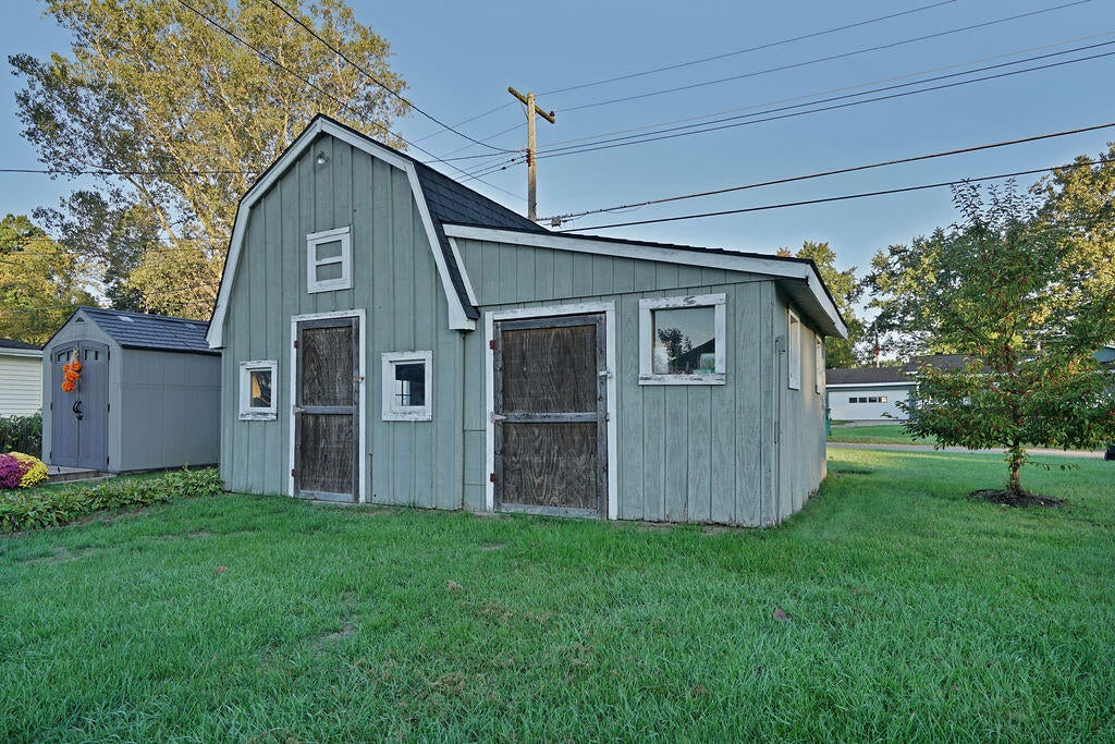 487 Blue Water Drive
