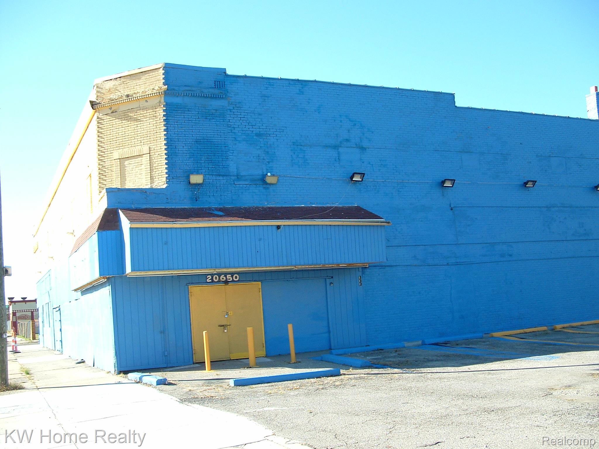 20650 Fenkell Avenue