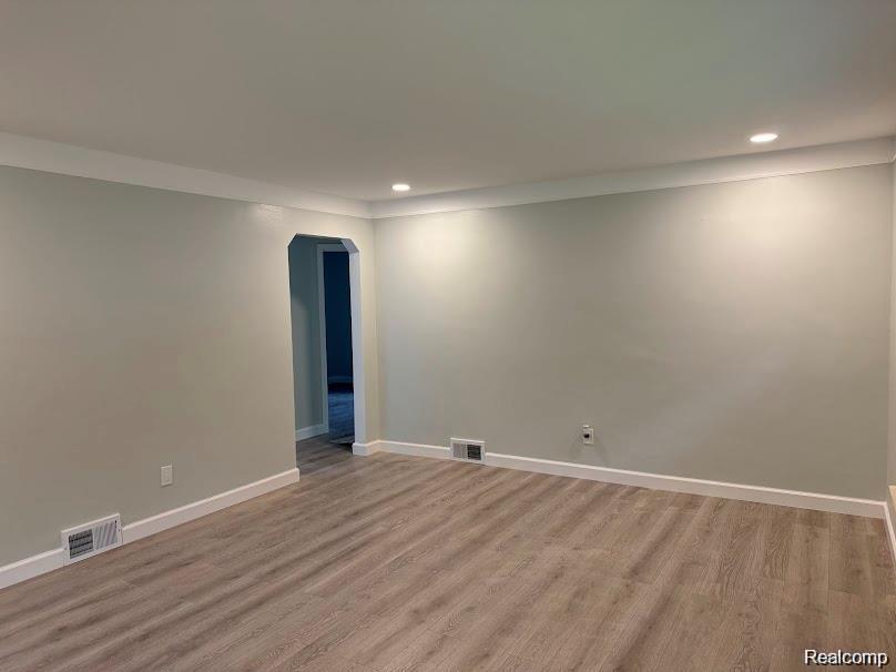 20760 Ridgedale Street