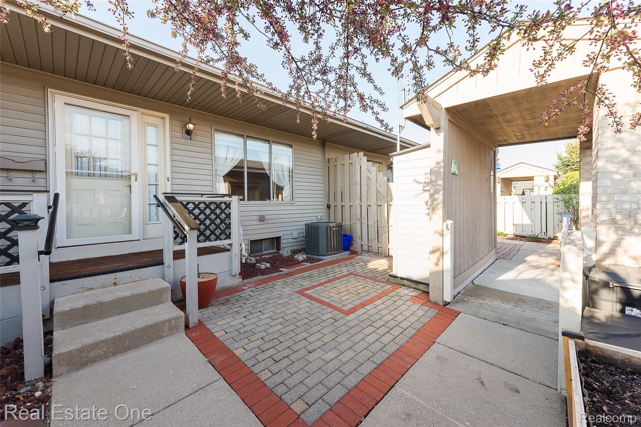 61960 Arlington 3