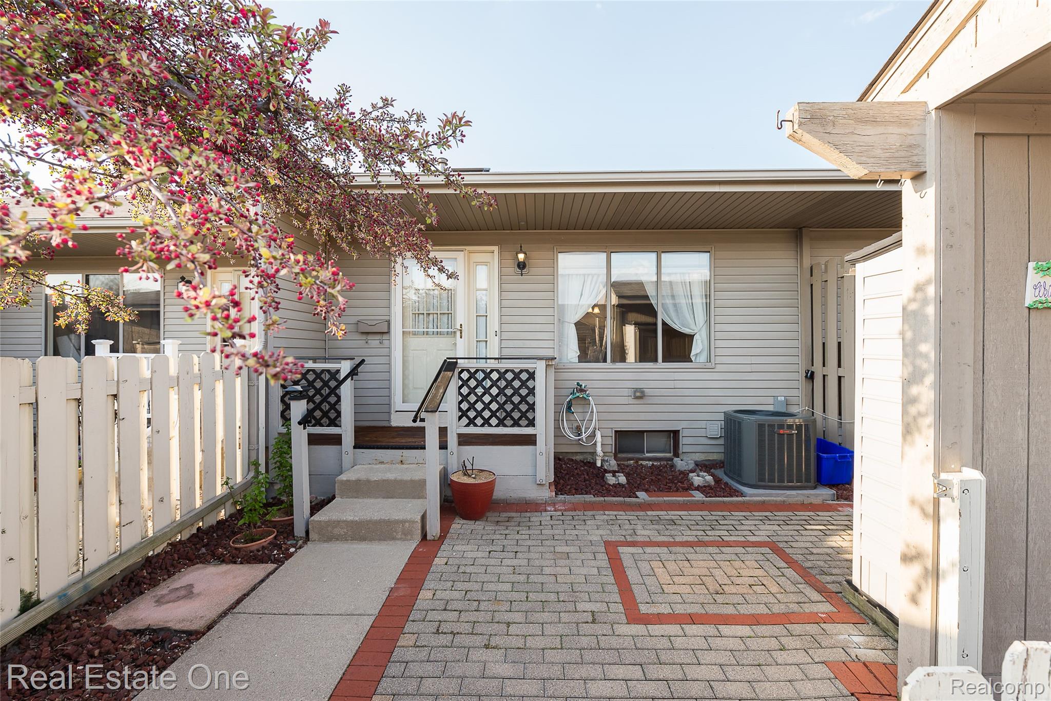 61960 Arlington 3