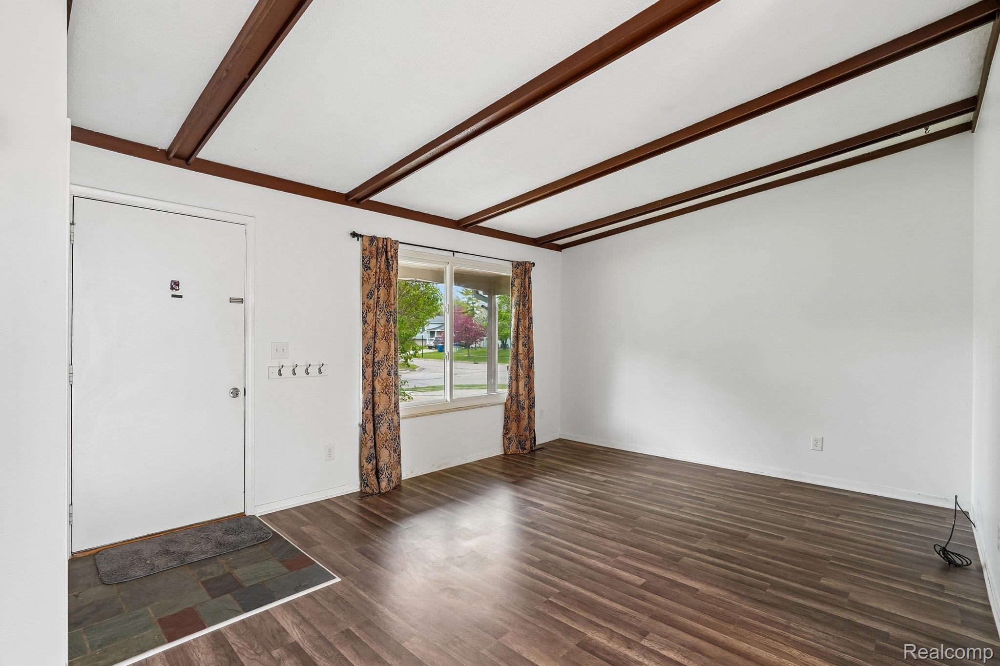 717 Murphy Court