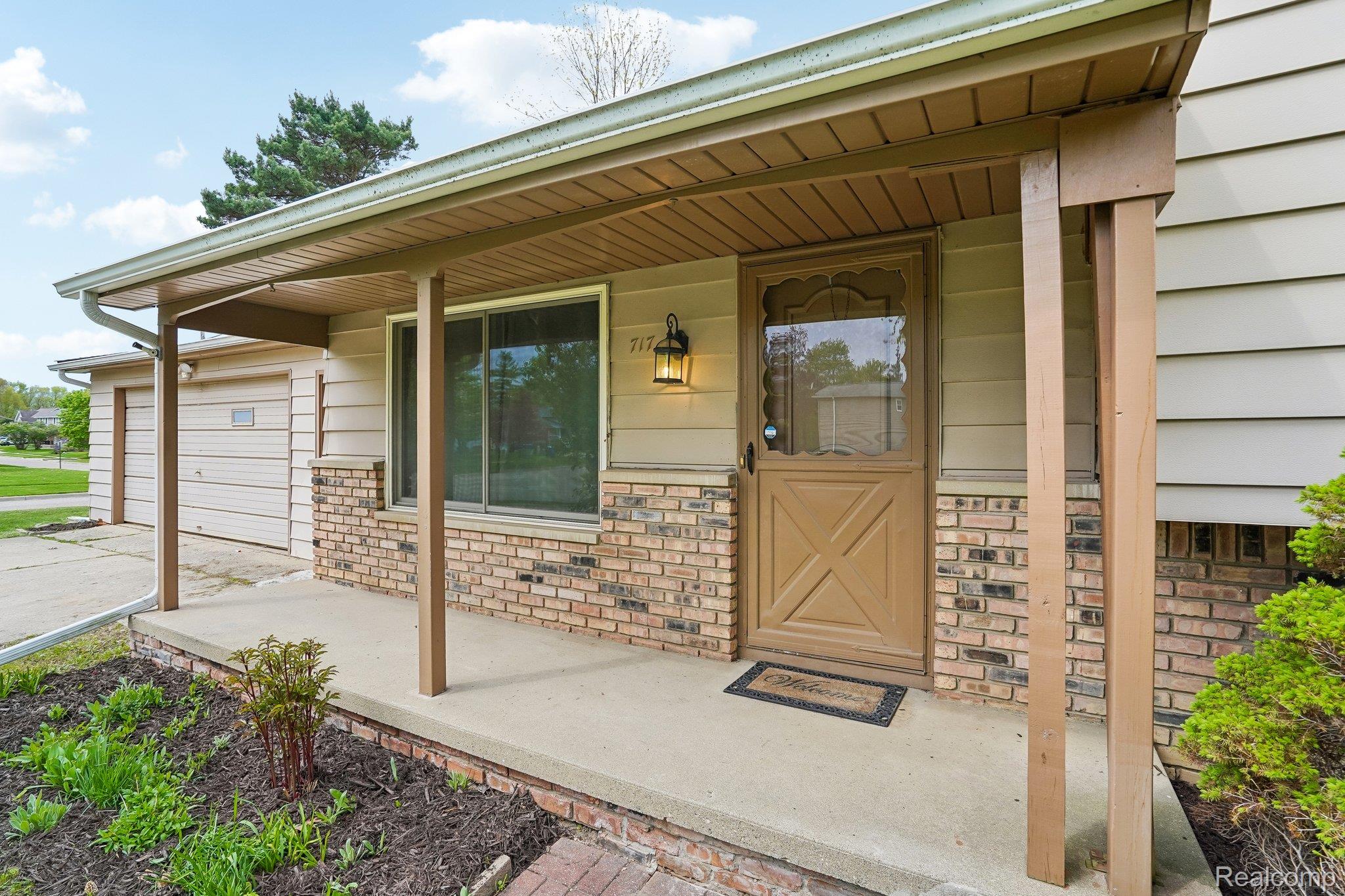 717 Murphy Court