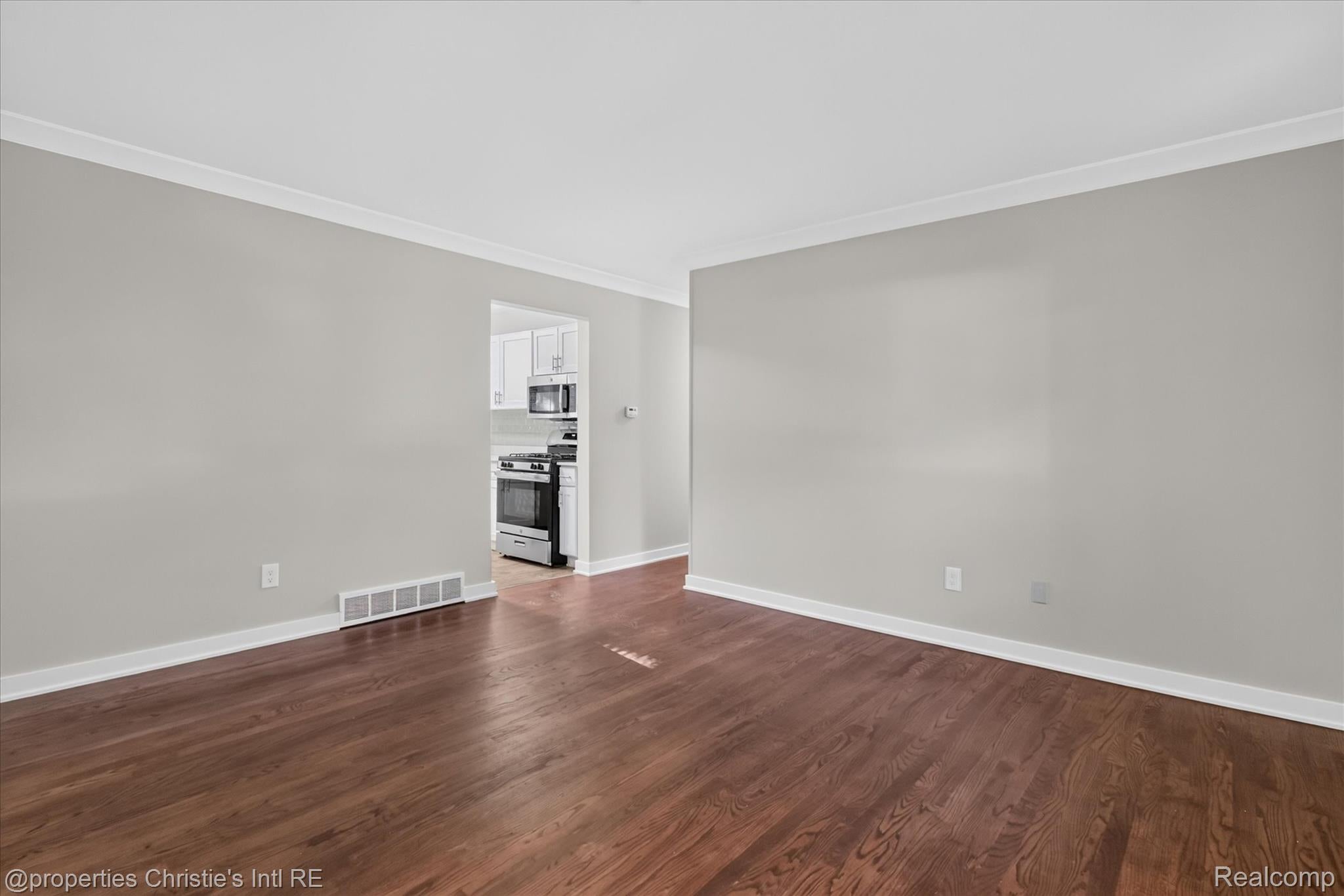 1582 Stephens Drive