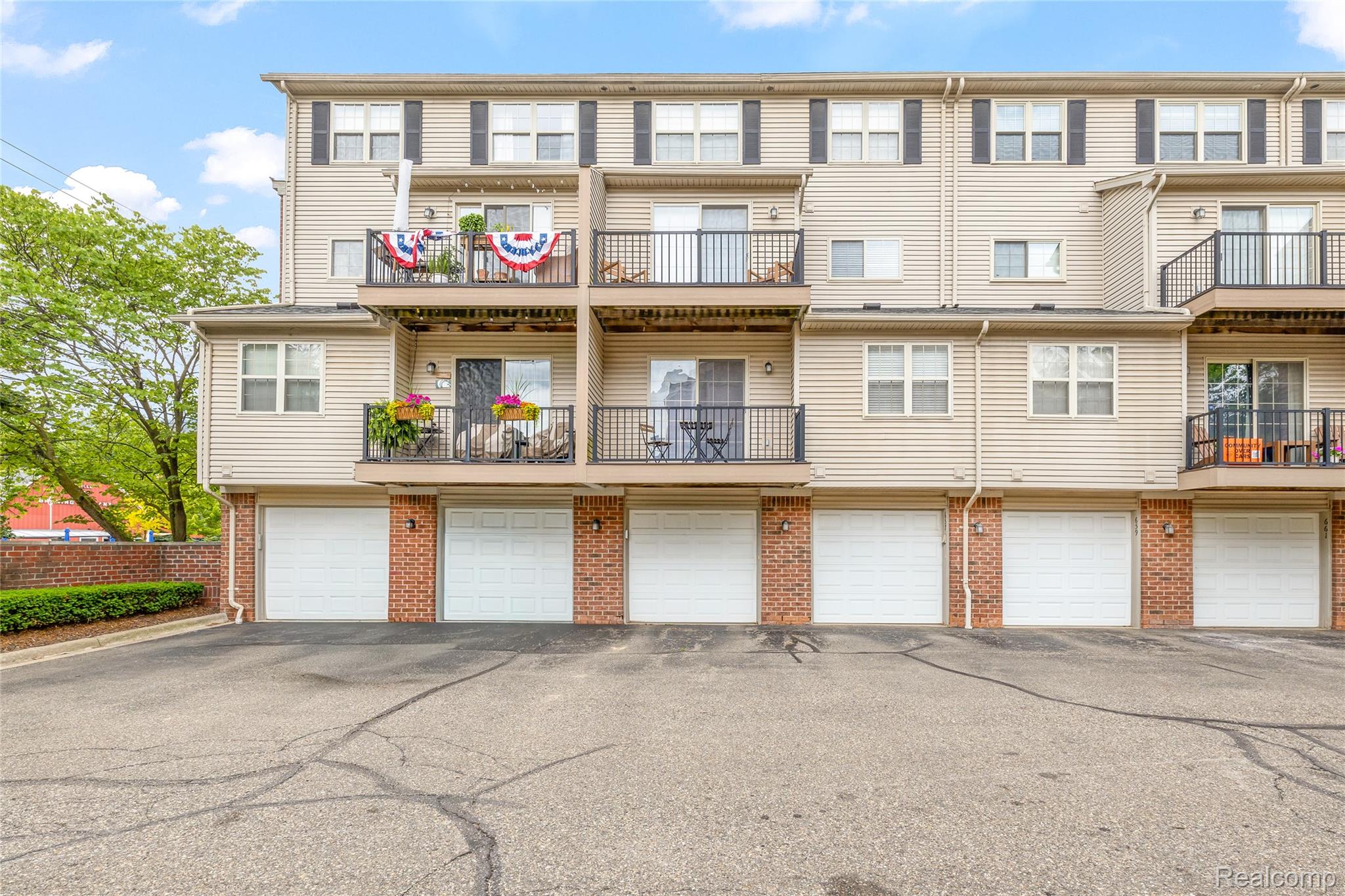 655 River Park Village Boulevard