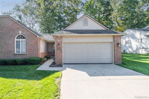 10456 Viewtop Court Hartland Township MI 48353
