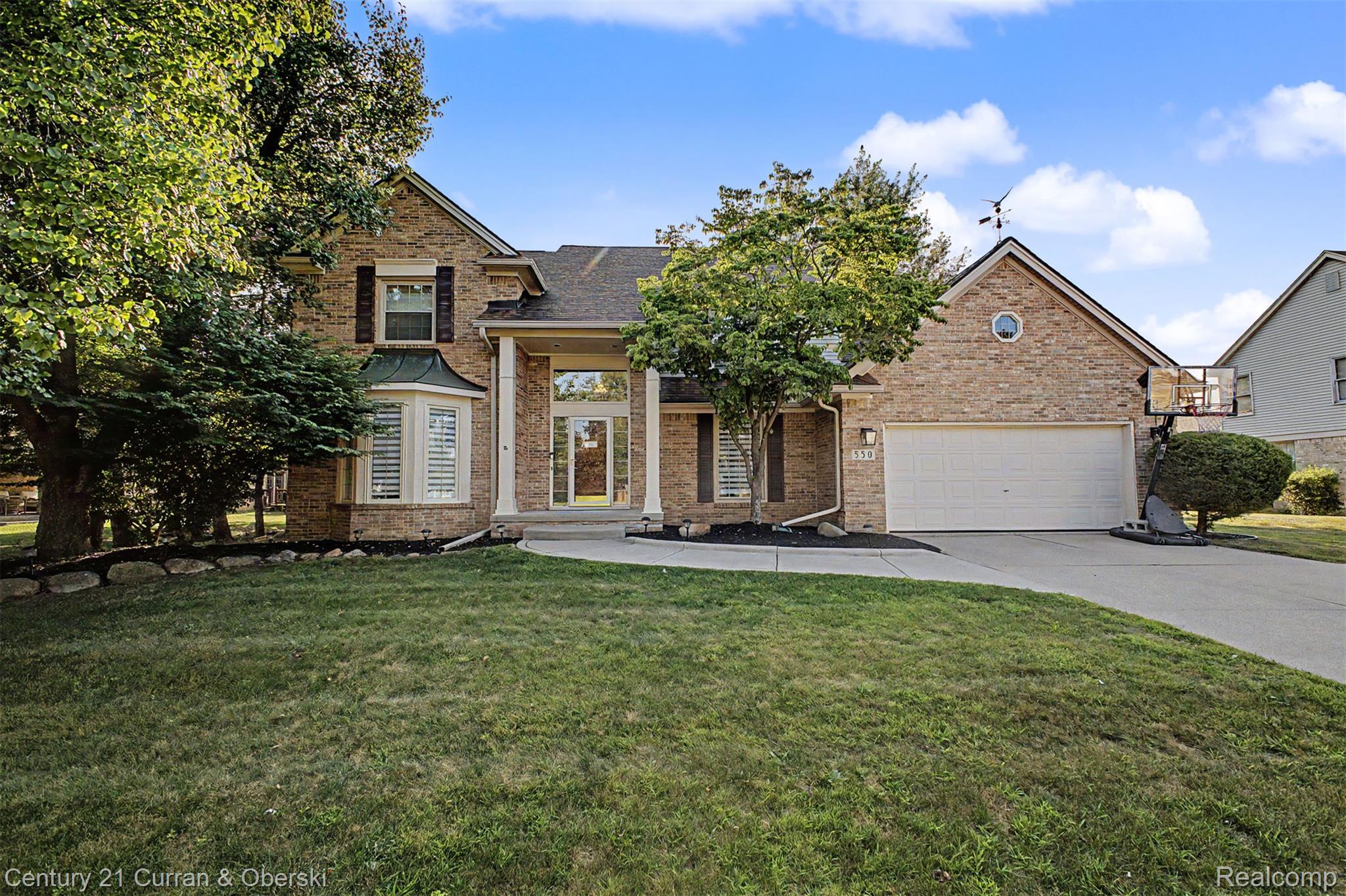 550 Fairfield Court