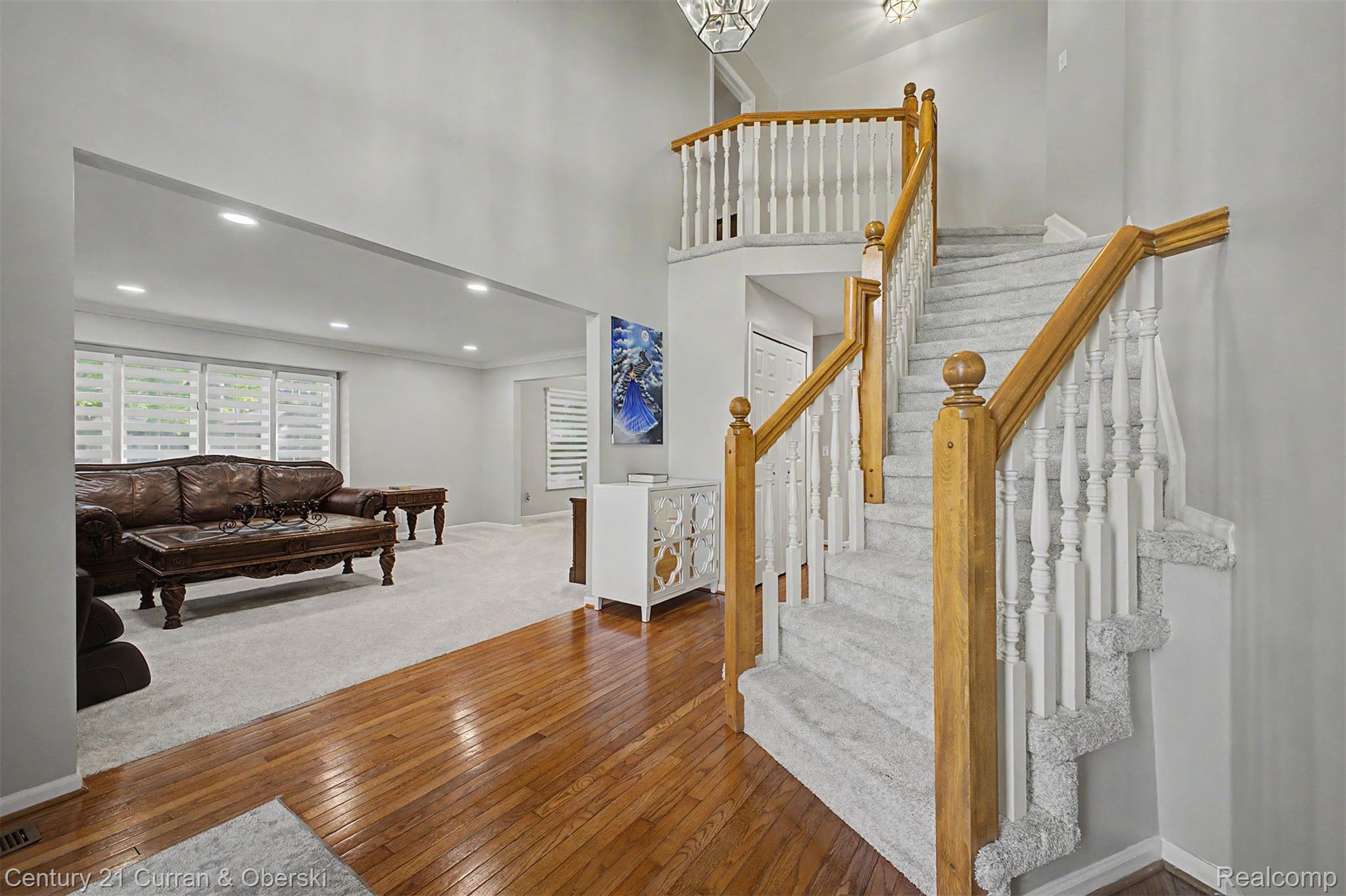 550 Fairfield Court