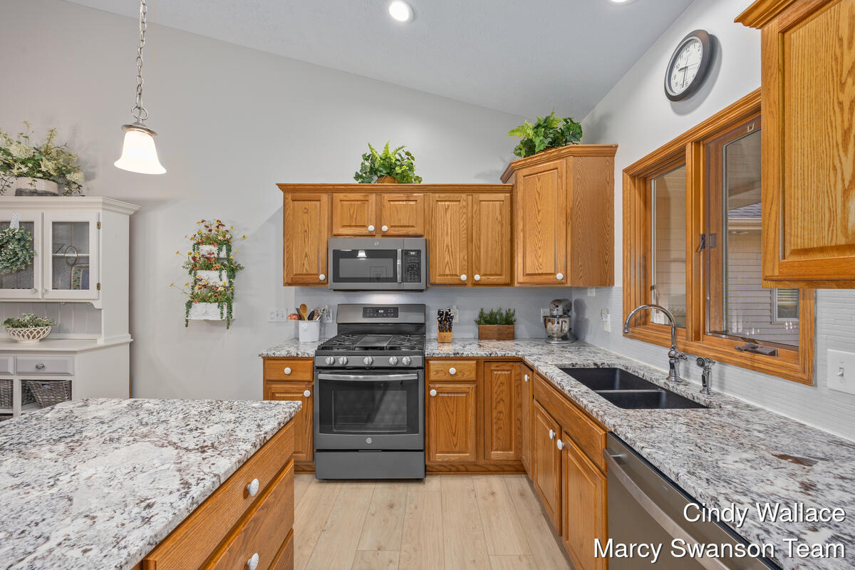 2033 Morning Dew Drive SW