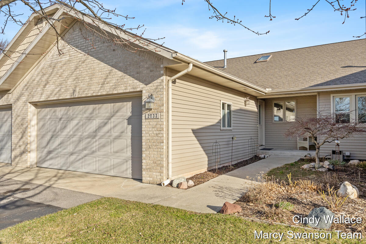 2033 Morning Dew Drive SW