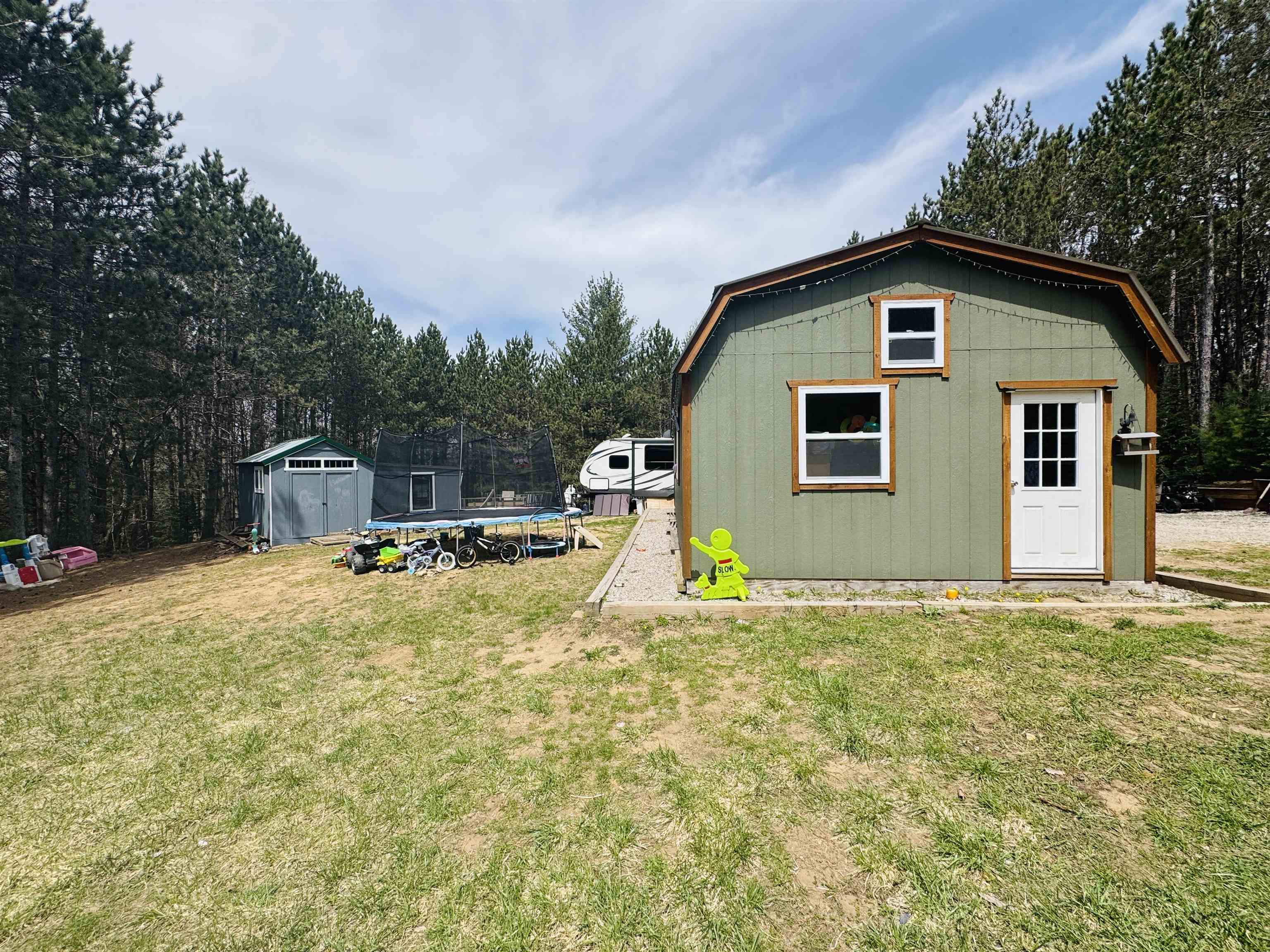 Listing image 1