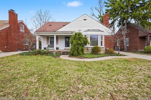 13146 Hart Avenue Huntington Woods City MI 48070