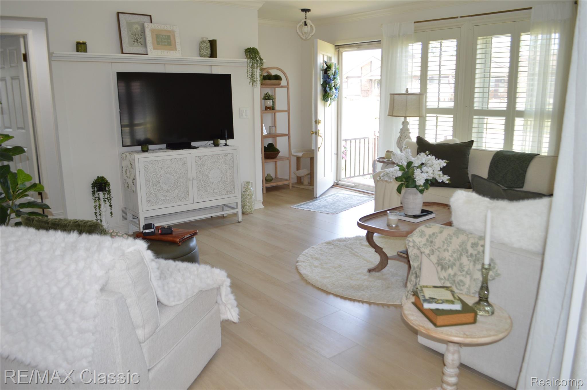 40605 Newport Drive E 294