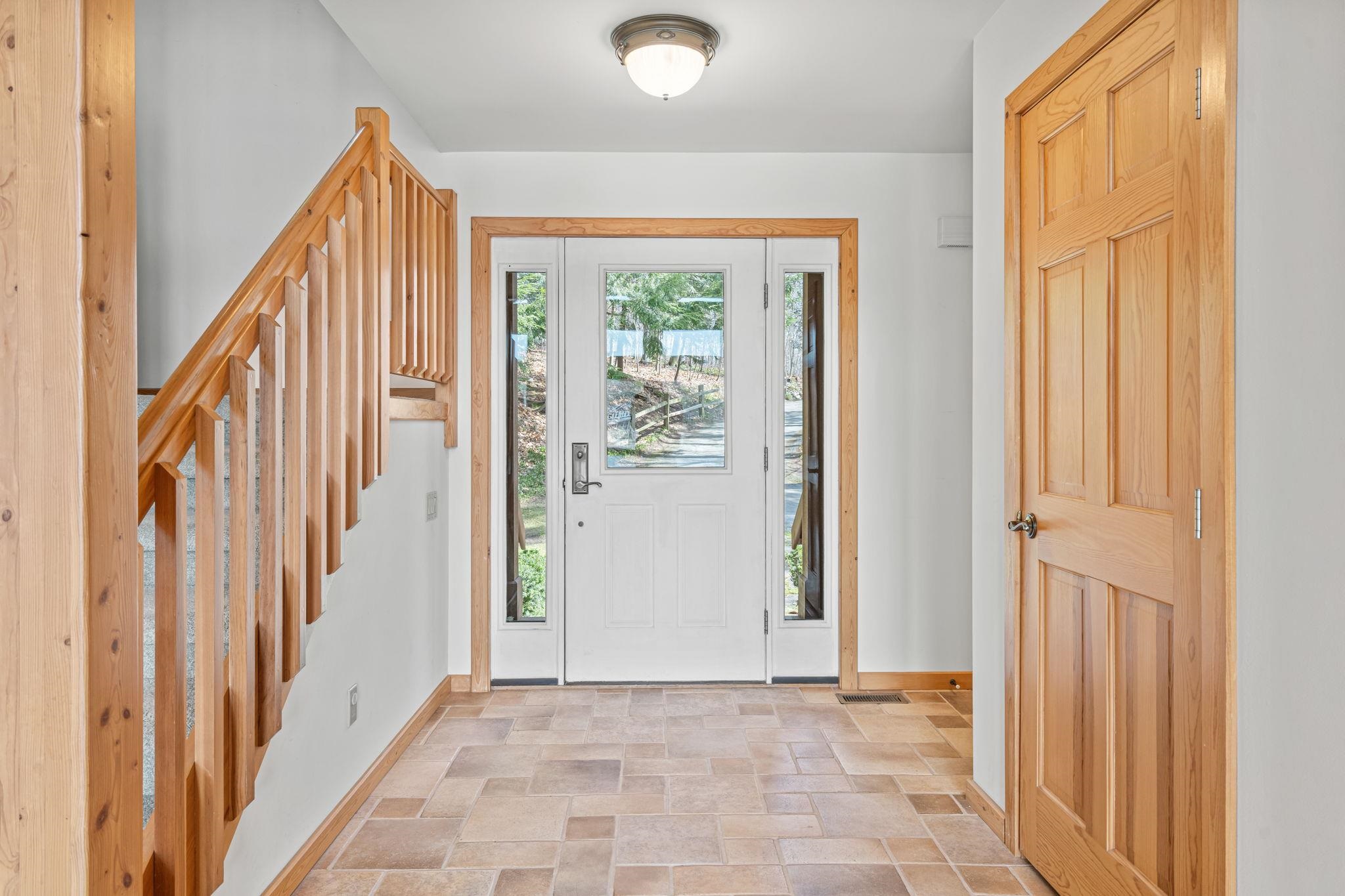 2962 Crescent Shores Drive