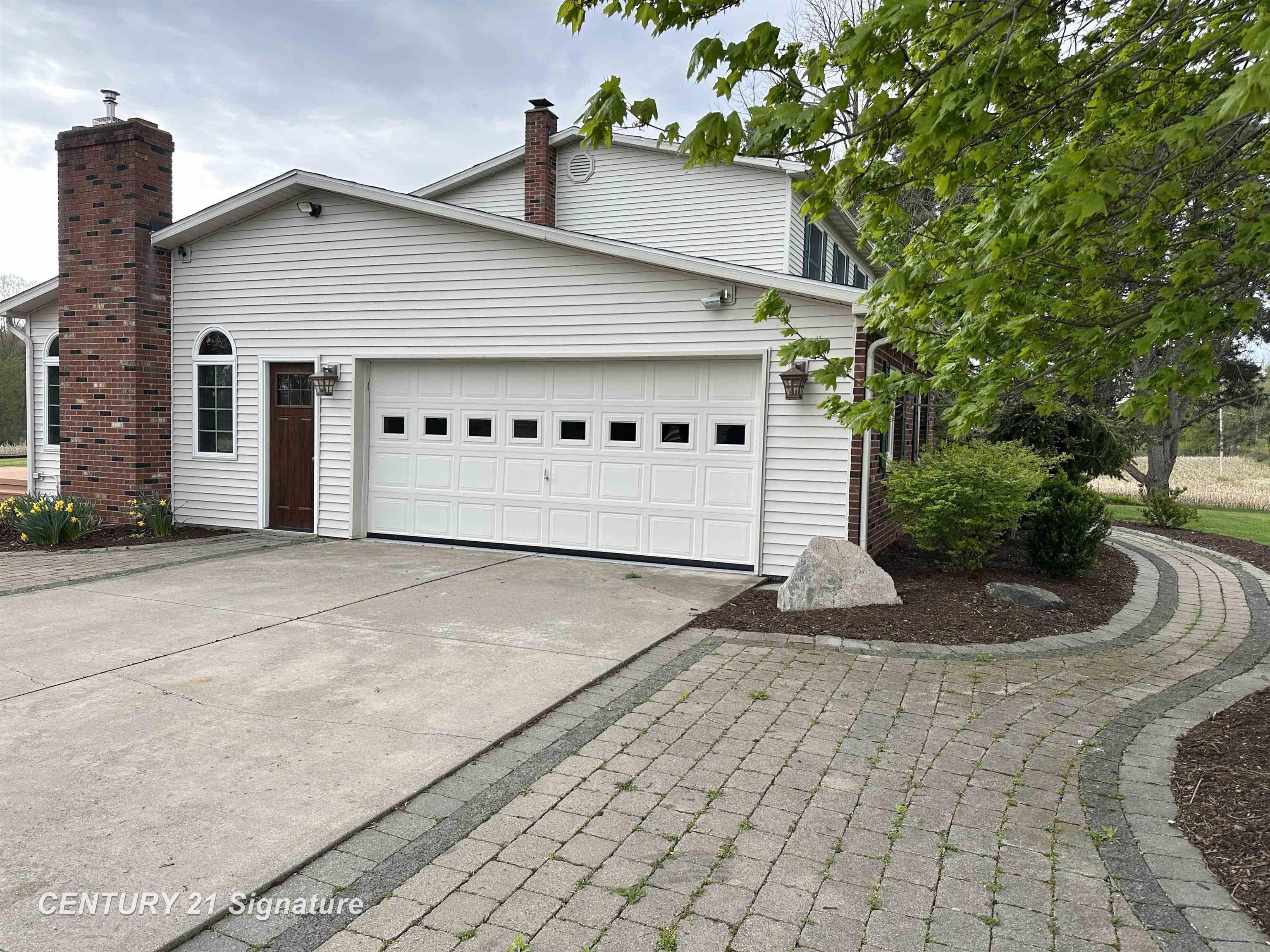 Properties Available 3 - 3 3314 Dillon Road