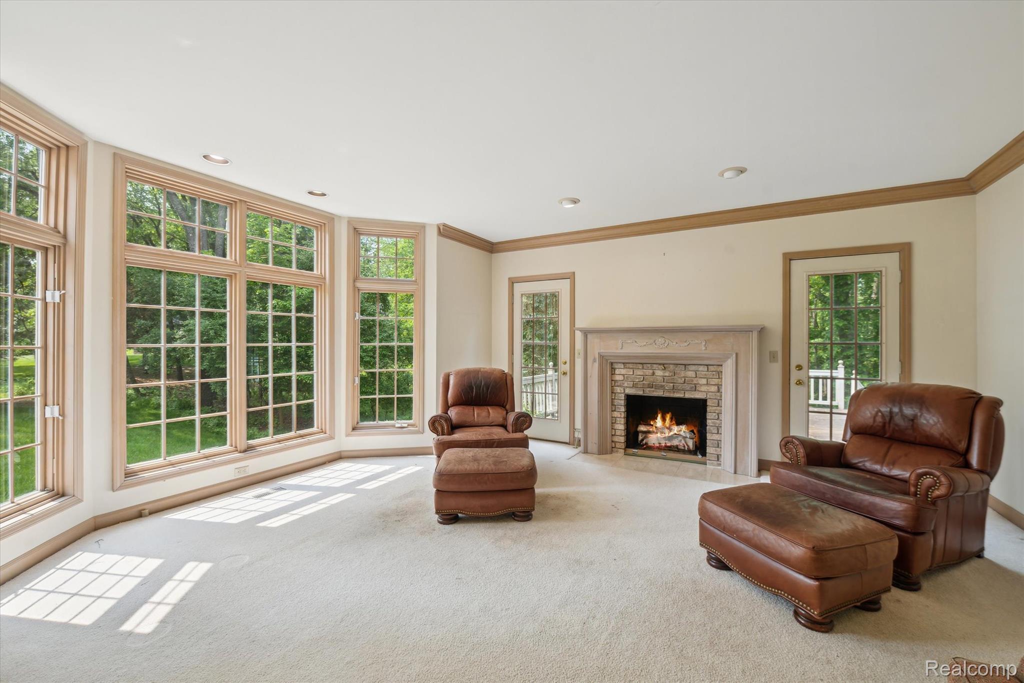 4270 ARGENTA Drive