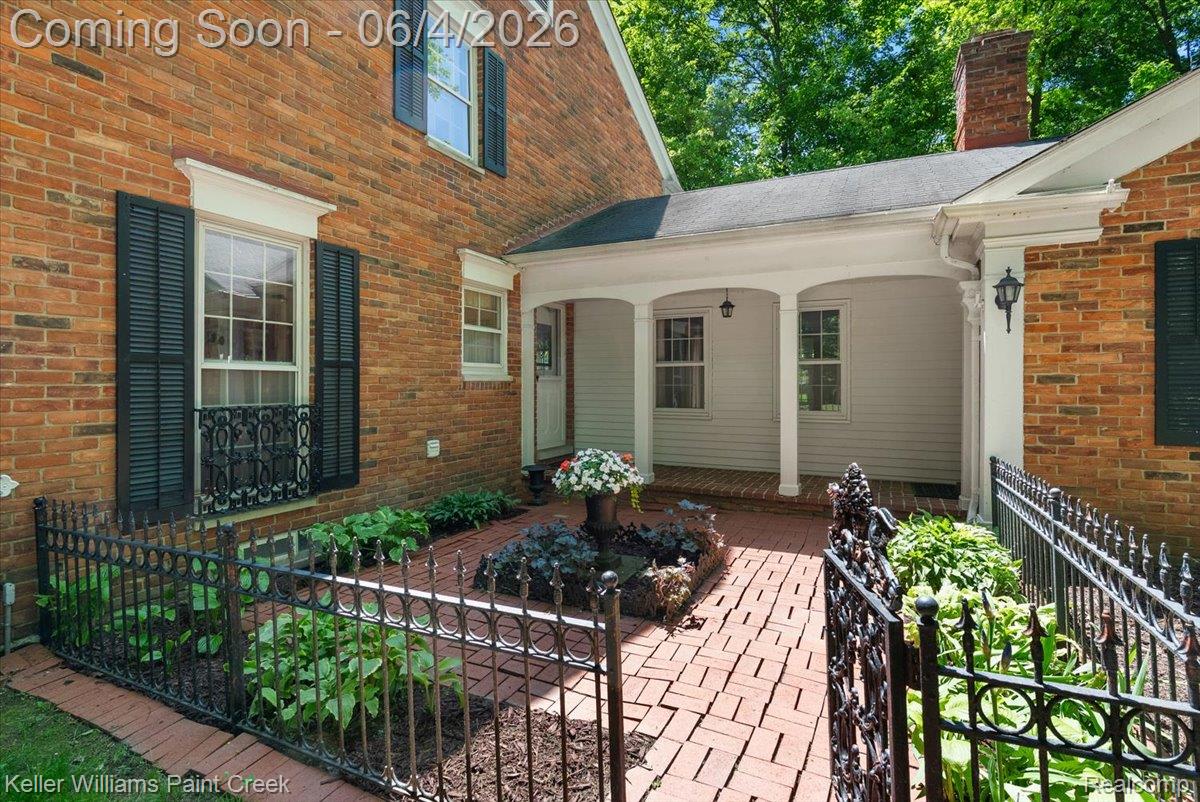 32845 Long Bow Court
