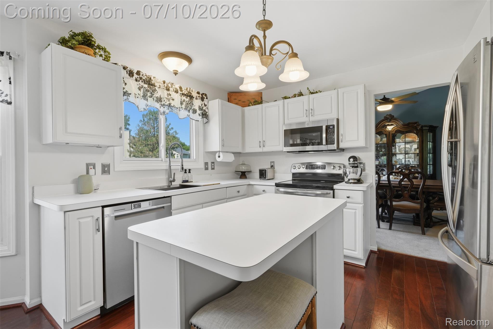 4110 Castlewood Drive