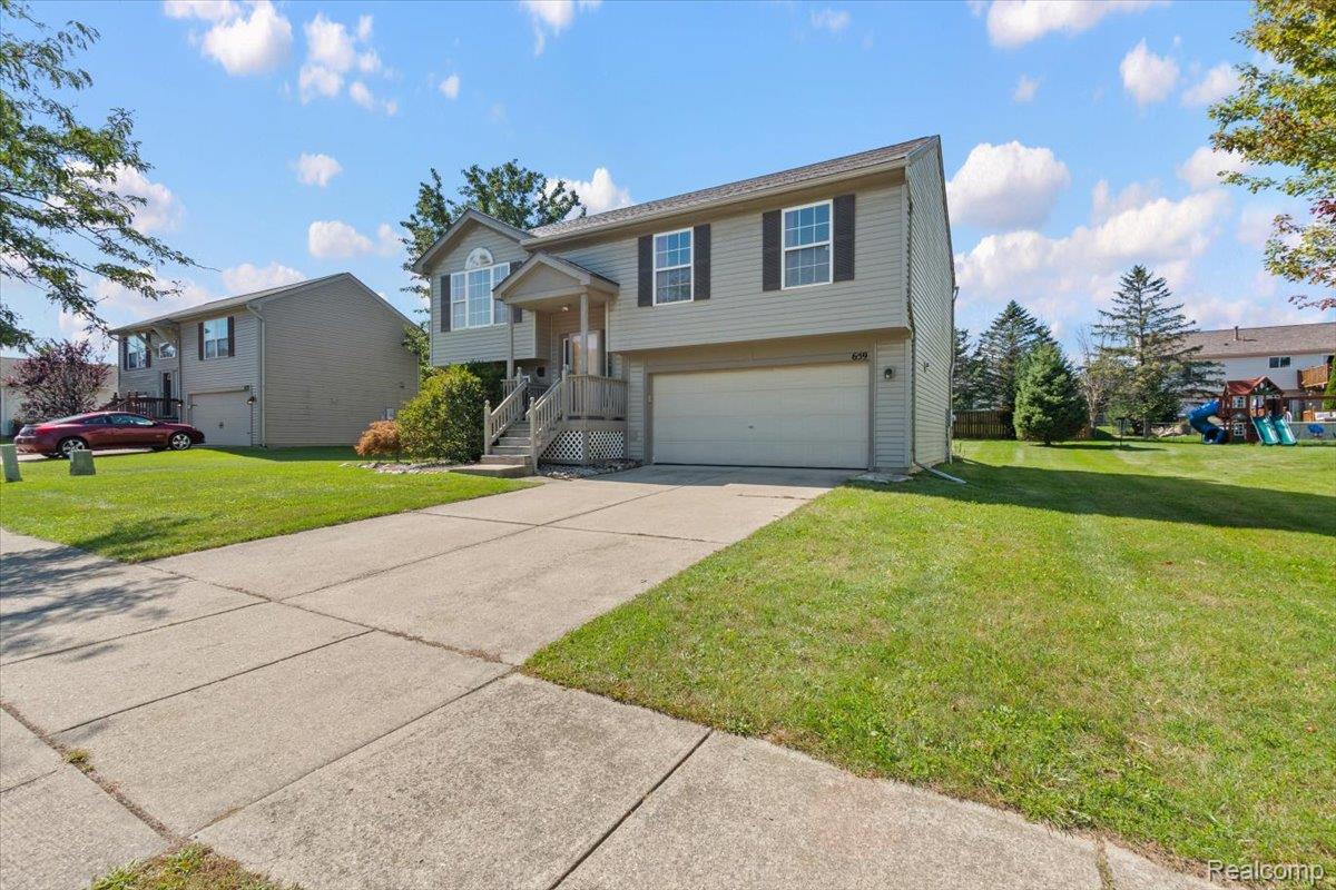 659 Andover Woods Drive