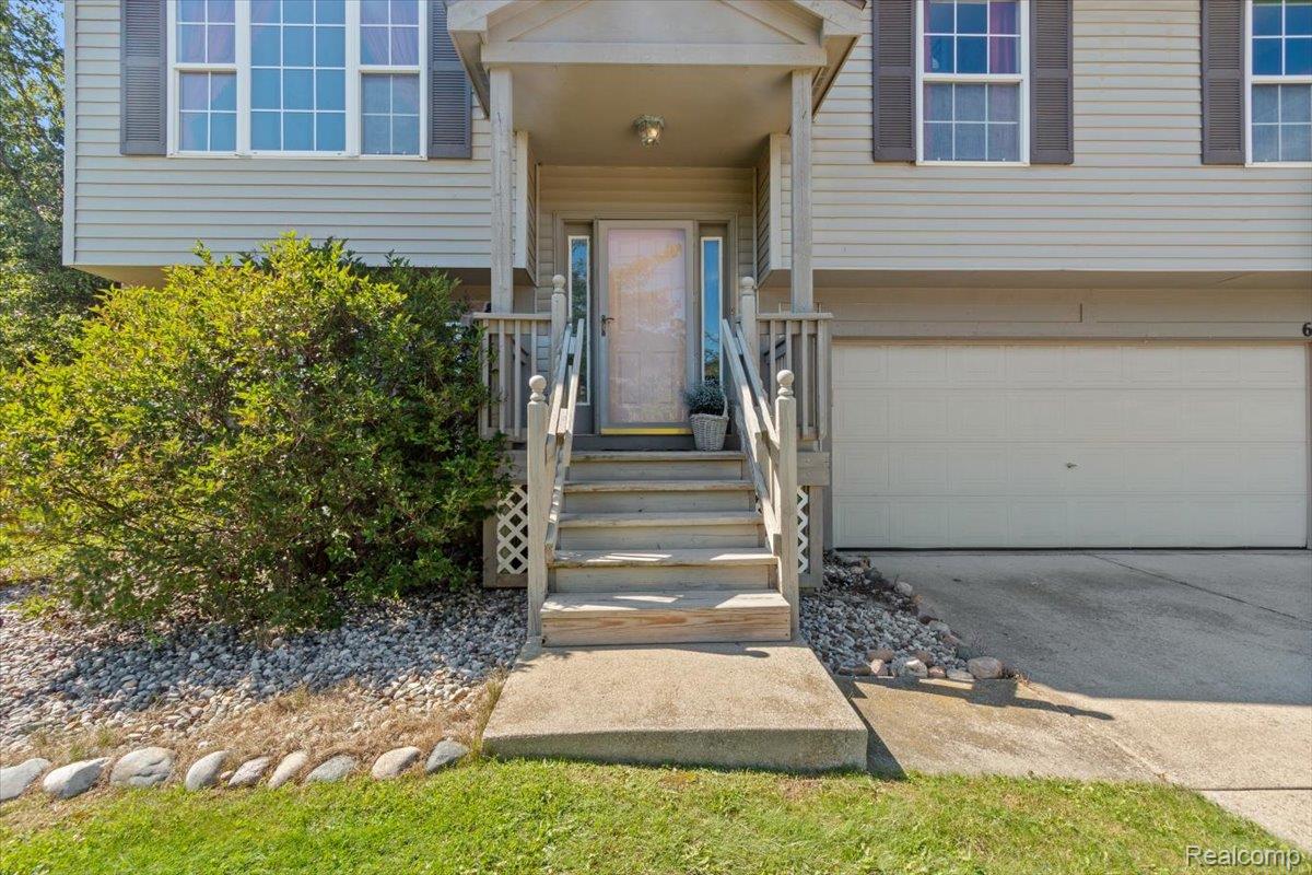 659 Andover Woods Drive