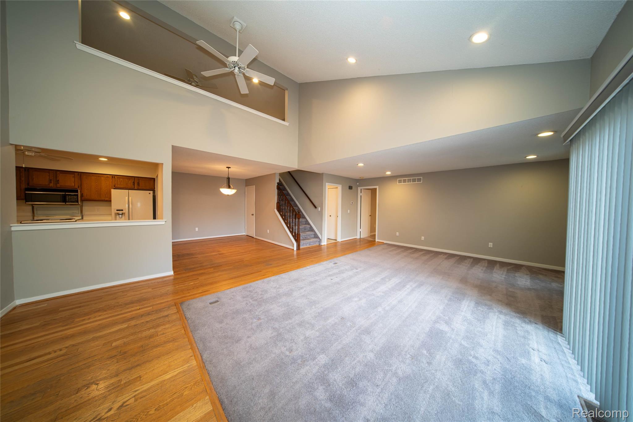 7080 Elmhurst
