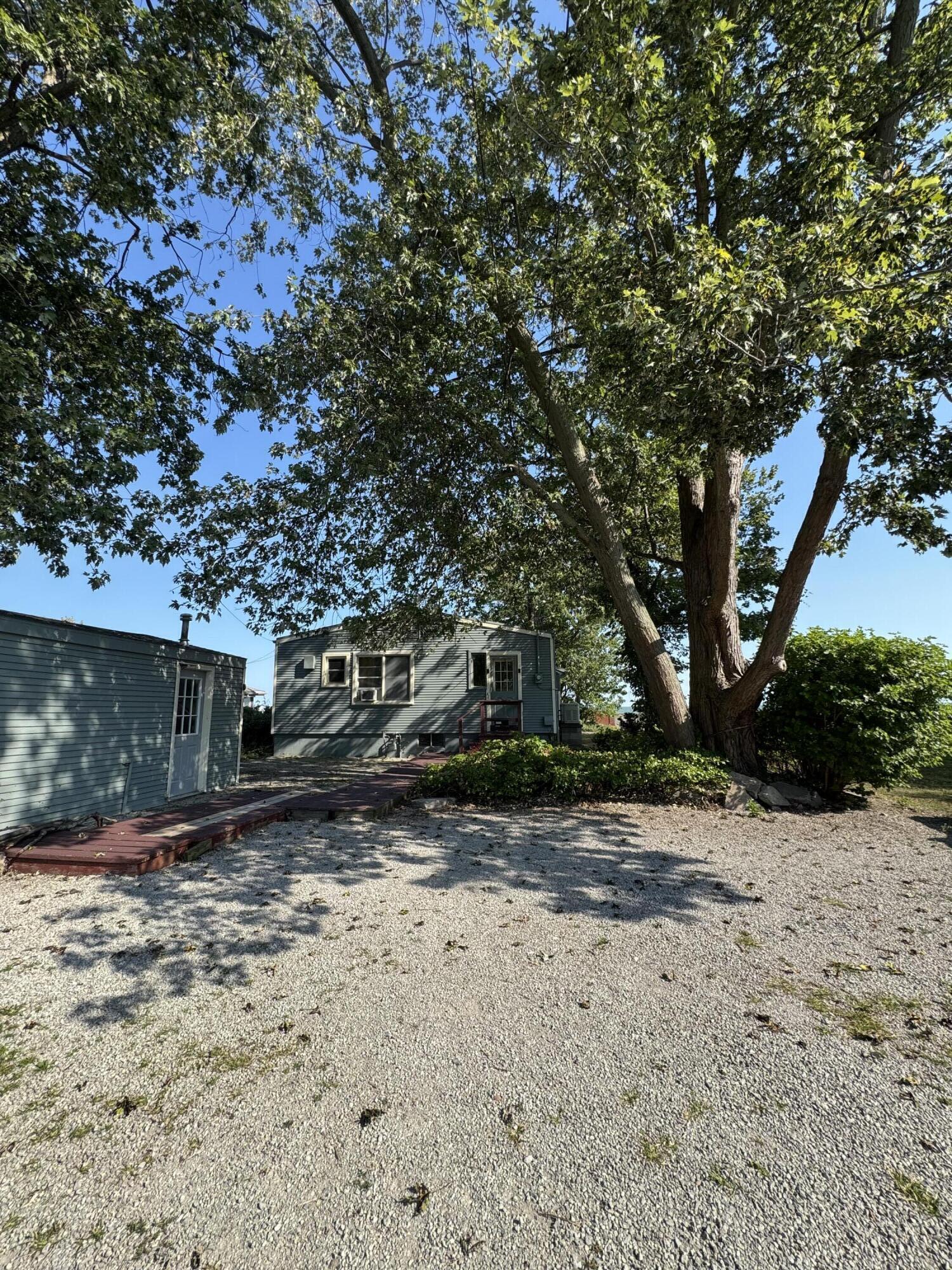 13512 Venetian Drive