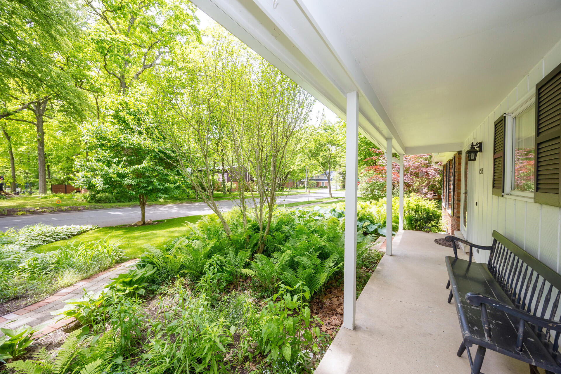 1516 Bardstown Trail