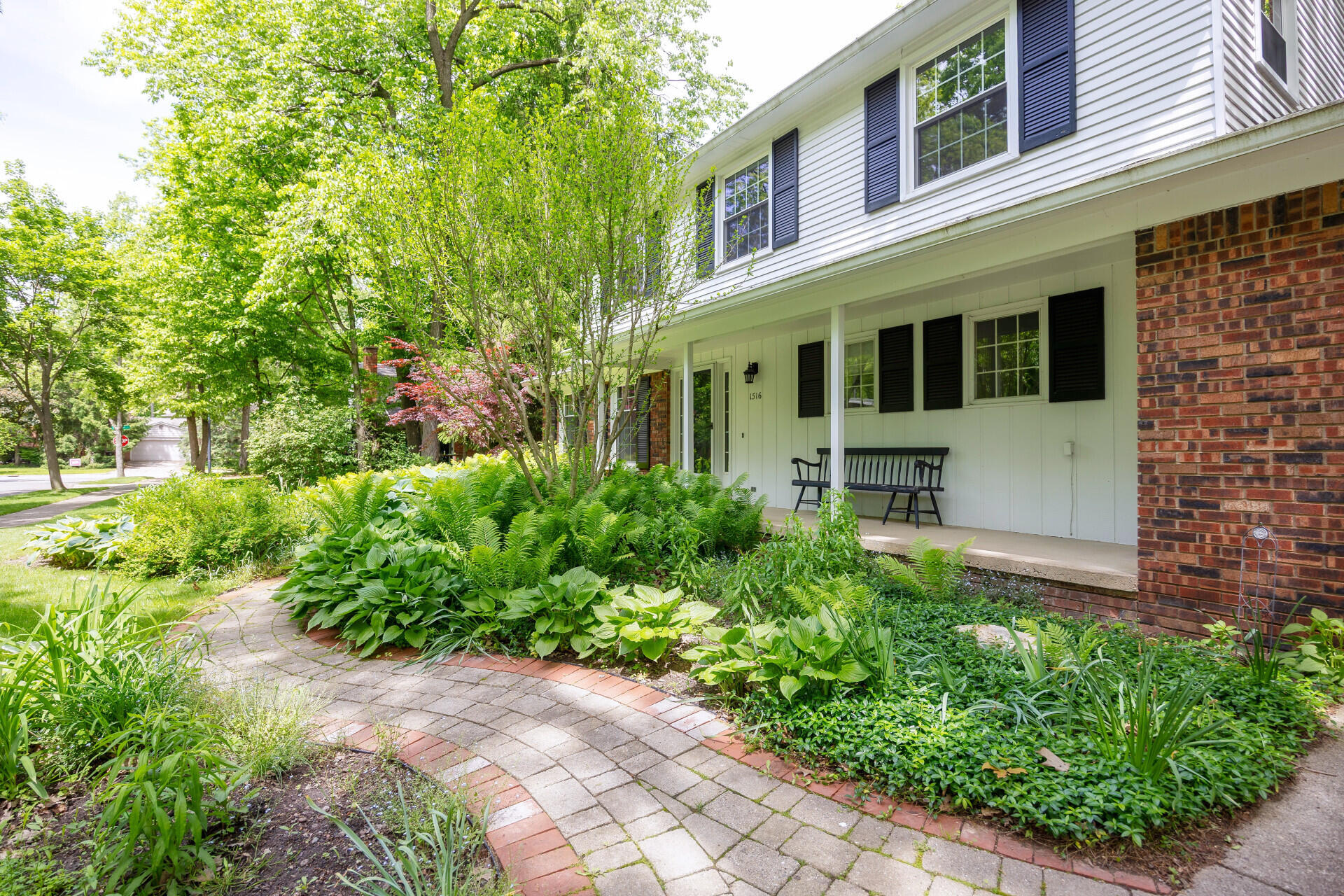 1516 Bardstown Trail